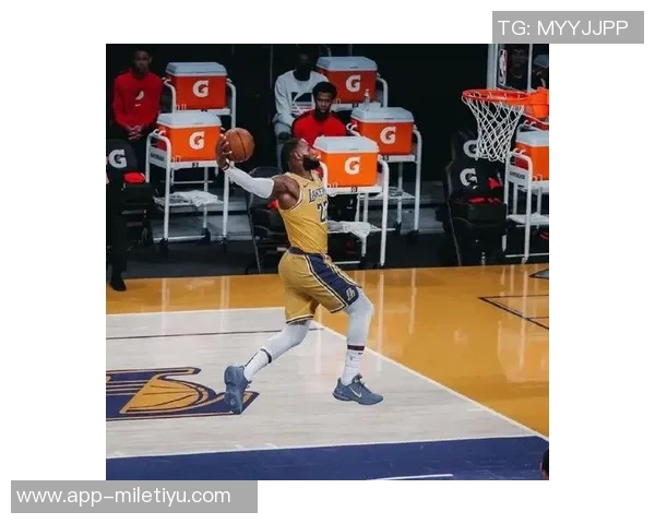 名嘴分析开拓者下赛季胜场预期与季后赛前景的挑战